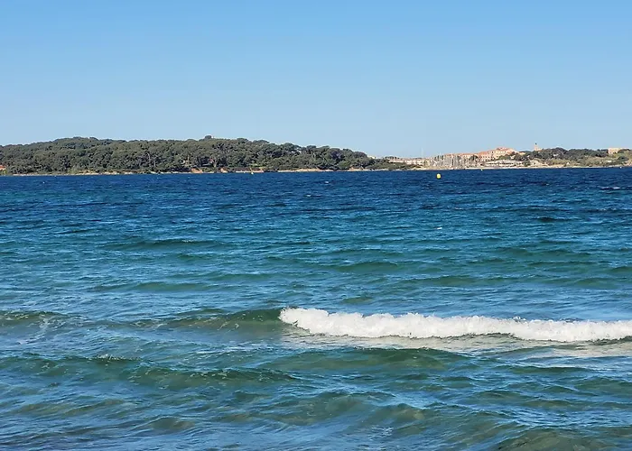 Le Petit Toit Апартаменты